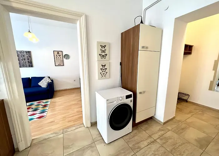 Cozy Retreat - By Nahuen * Graz